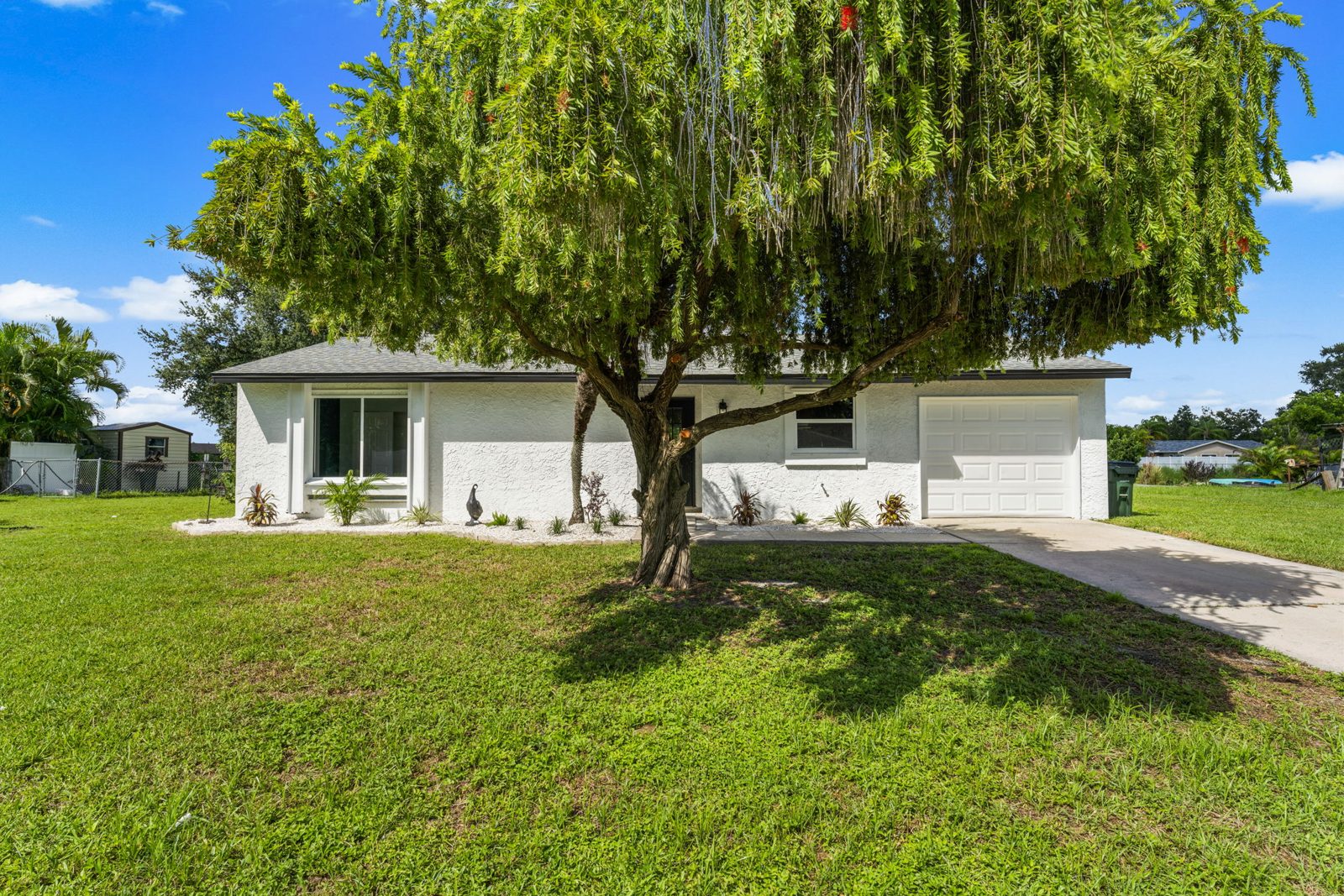 6820 Harmony Rd North Port FL 34287 photo 2