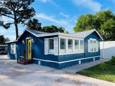437 Pennsylvania Ave. Osprey, FL 34229 photo 2