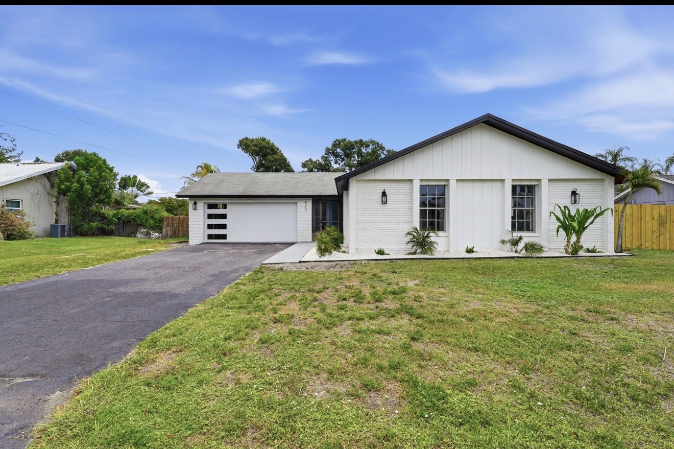 4731 Atlantic Ave. Sarasota, FL 34233 photo 5