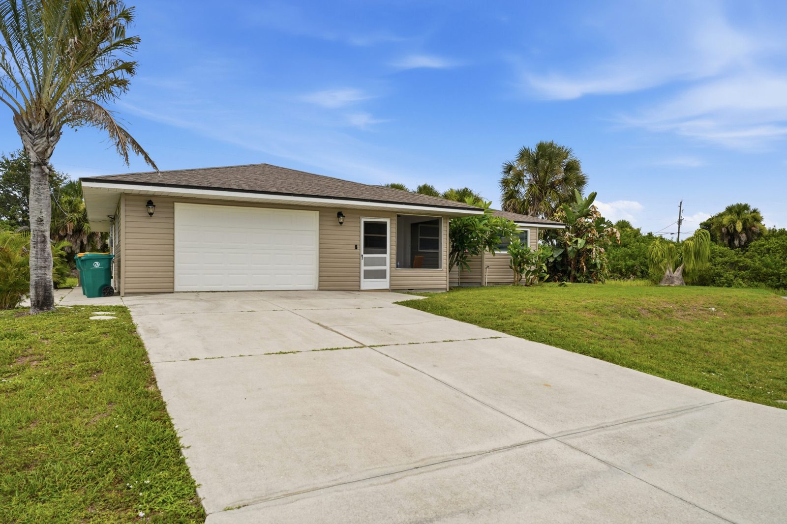 11112 Grafton Ave. Englewood, FL 34224 photo 3