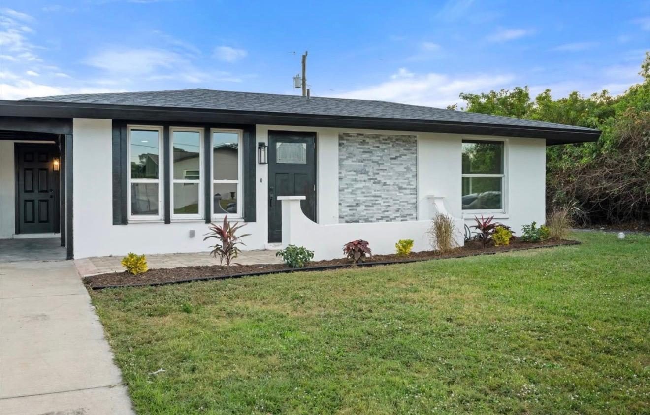 501 Grove Ave. NW. Port Charlotte, FL 33952