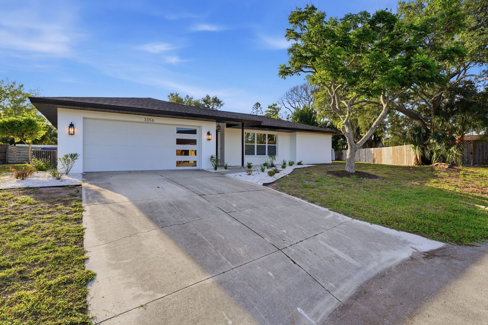 3356 Plantation pl, Sarasota, FL photo 2