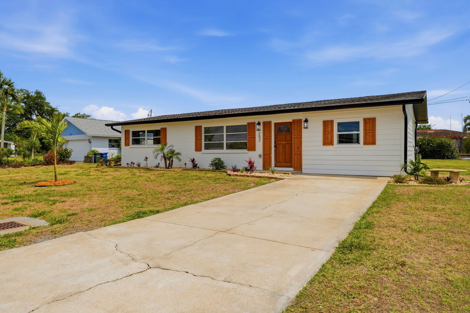 252 Moss Ln. Venice, FL 34293 photo 2