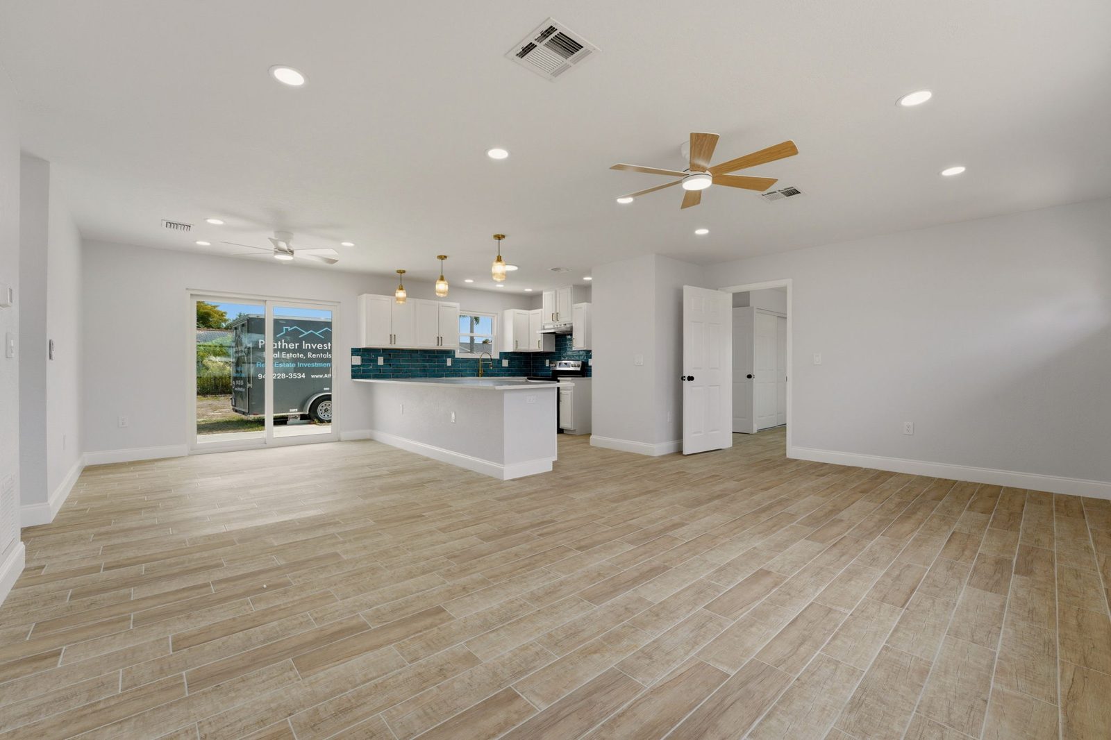 252 Moss Ln. Venice, FL 34293 photo 5