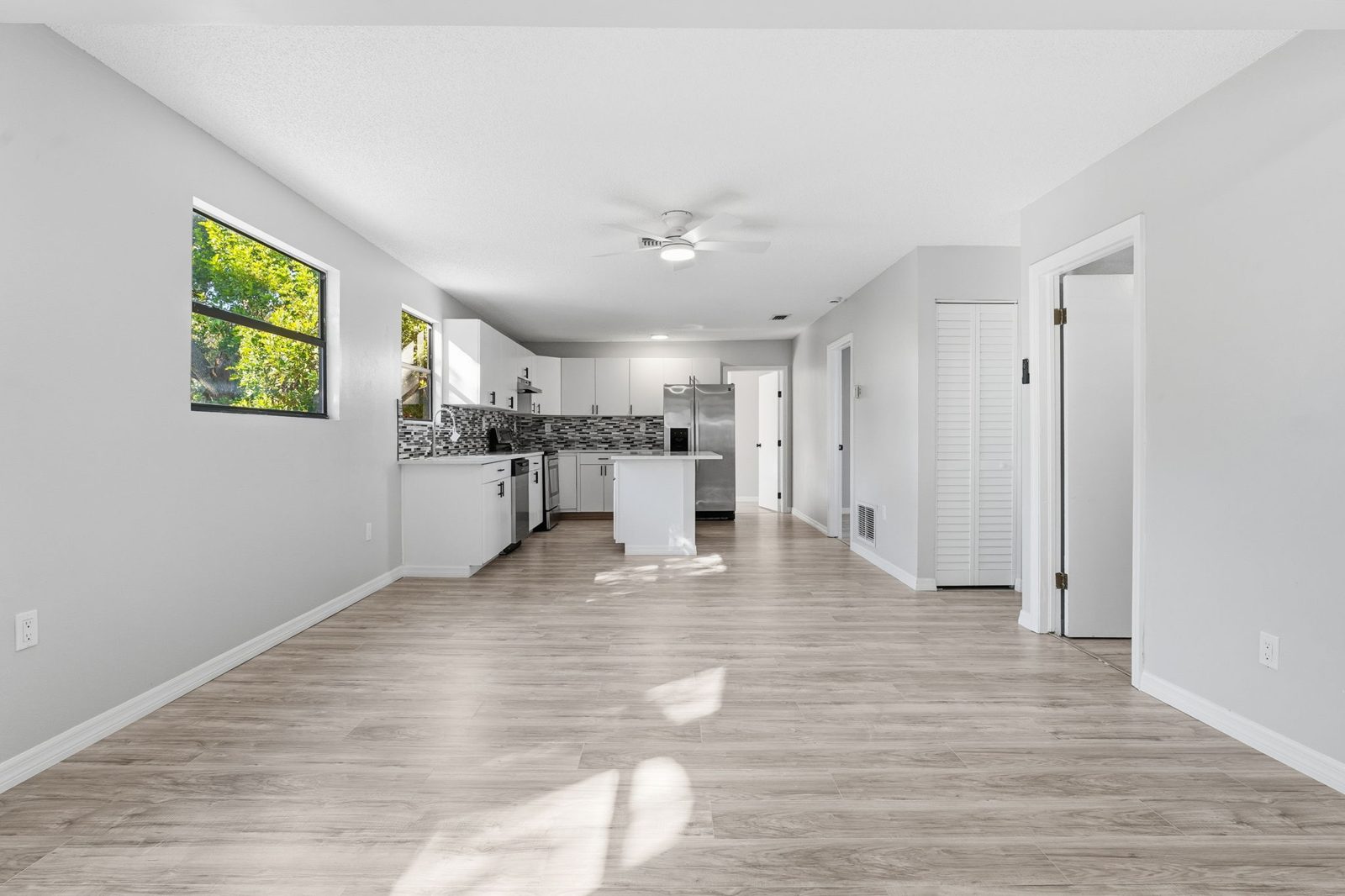 115 Kenwood Ave, Nokomis, FL 34275 photo 4