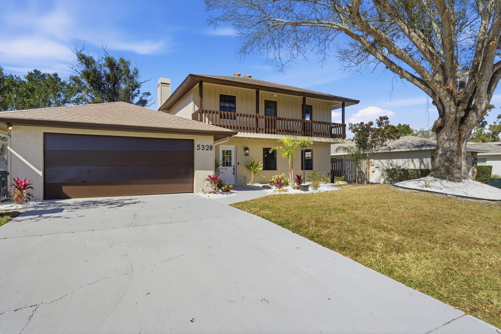 5328 Fox Run Rd. Sarasota, FL 34231 photo 3