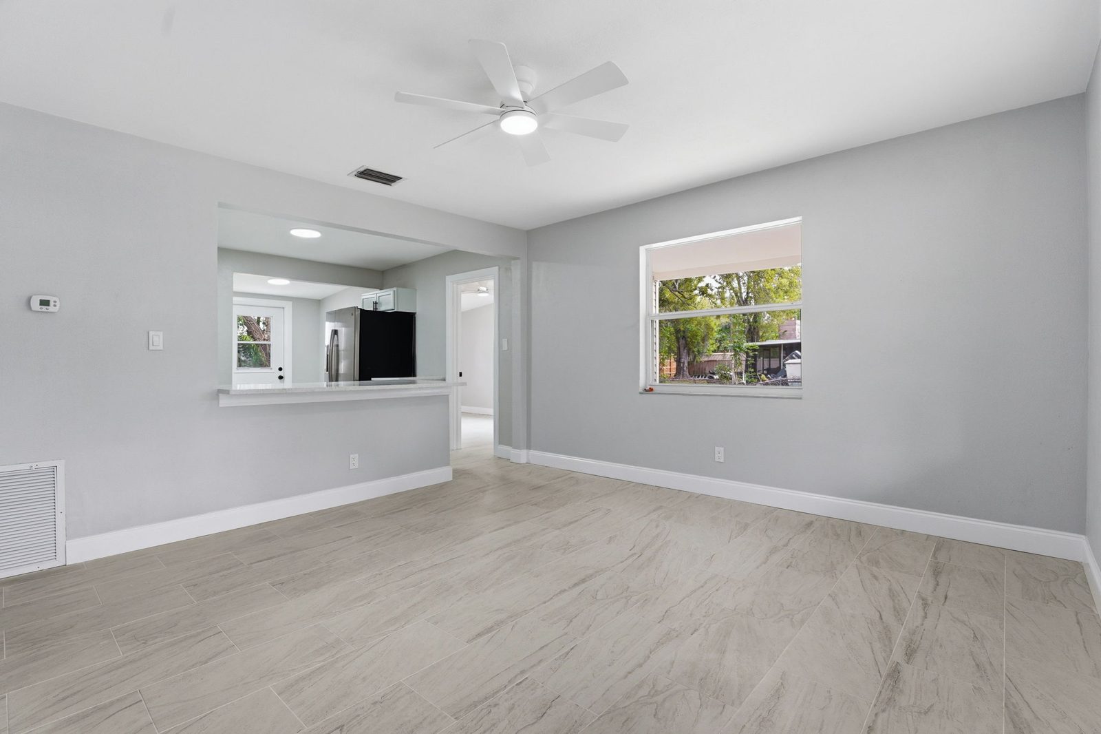 4313 Midland Rd. Sarasota, FL 34231 photo 4