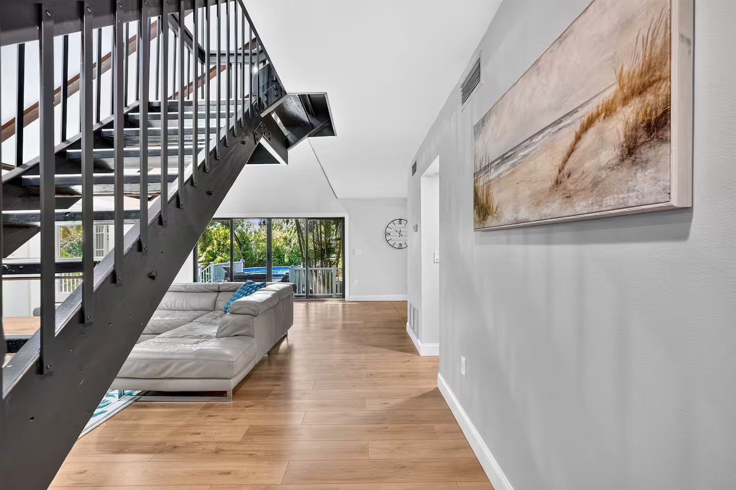 Nokomis Beach Tropical Treehouse! Short Term Rental photo 3